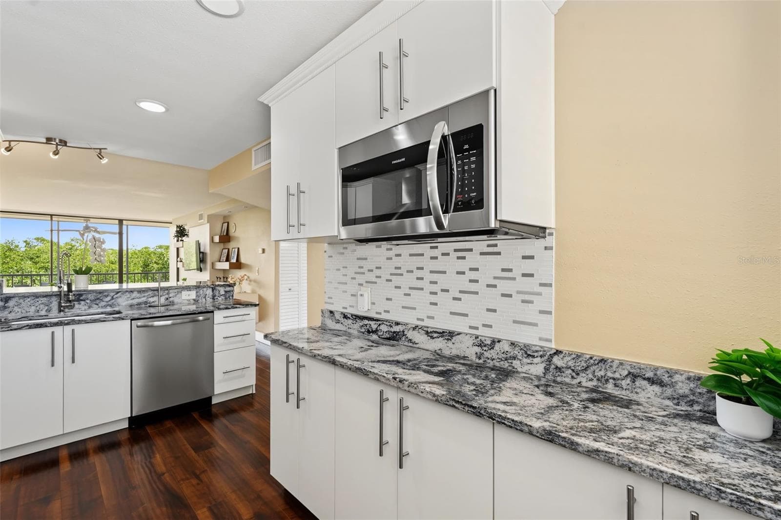 Condominium at 900 COVE CAY DR #2B, CLEARWATER, photo 18 of 59
