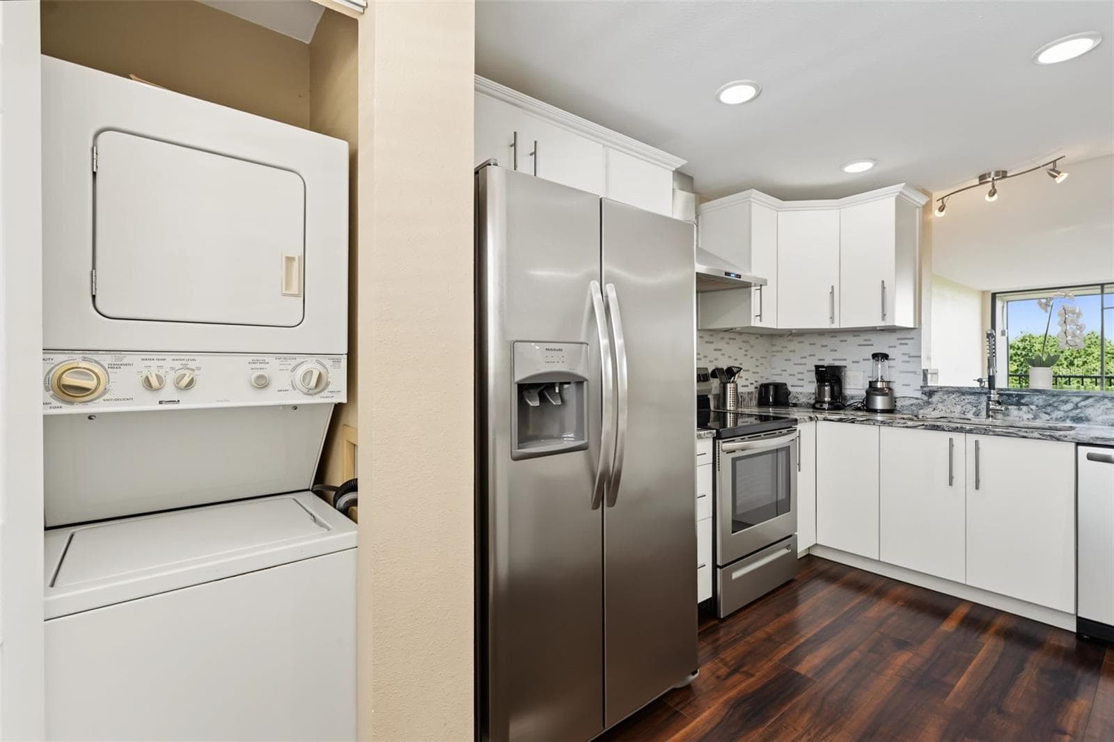 Condominium at 900 COVE CAY DR #2B, CLEARWATER, photo 19 of 59
