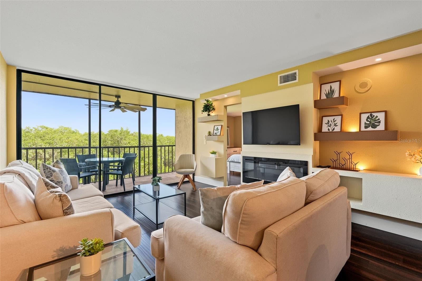 Condominium at 900 COVE CAY DR #2B, CLEARWATER, photo 26 of 59