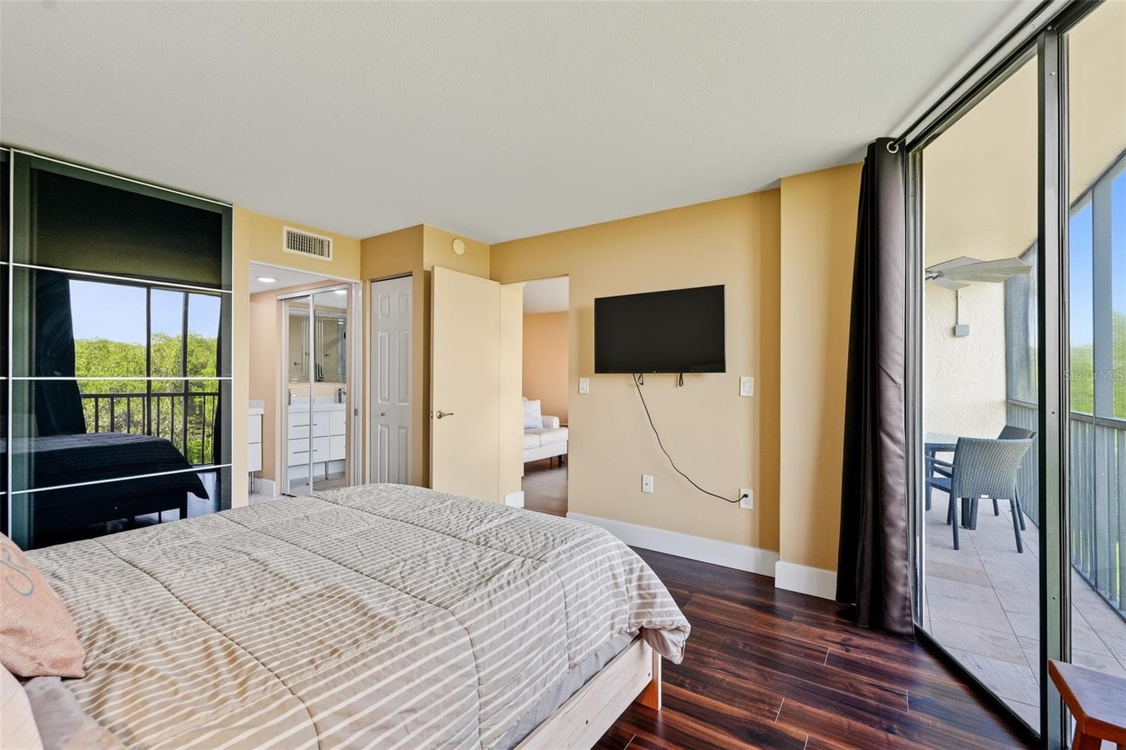 Condominium at 900 COVE CAY DR #2B, CLEARWATER, photo 37 of 59