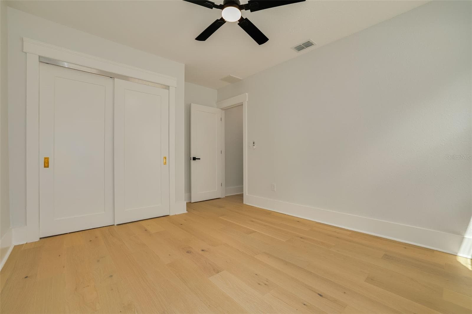 Single Family Residence at 1426 15TH ST N, ST PETERSBURG, photo 19 of 33