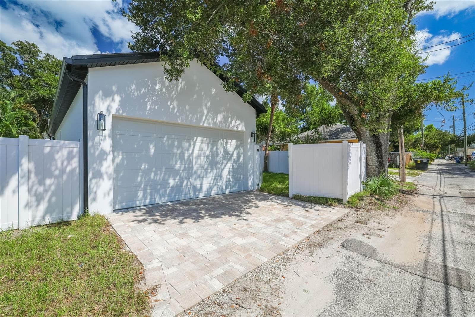 Single Family Residence at 1426 15TH ST N, ST PETERSBURG, photo 26 of 33