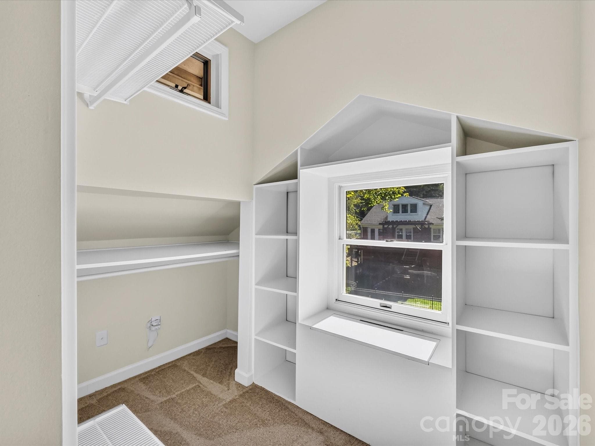 Single Family Residence at 1824 Chestnut Avenue, Charlotte, photo 17 of 38