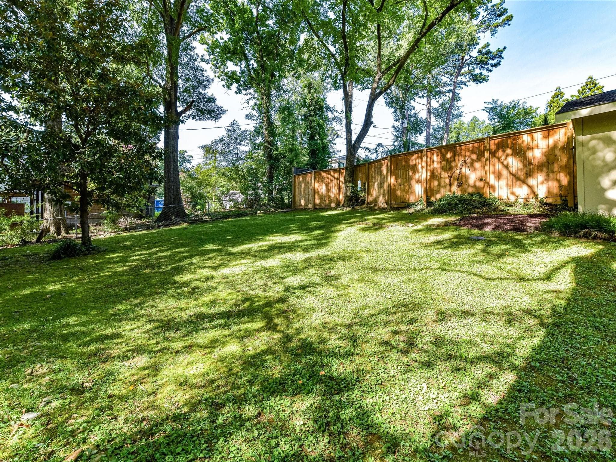 Single Family Residence at 1824 Chestnut Avenue, Charlotte, photo 25 of 38