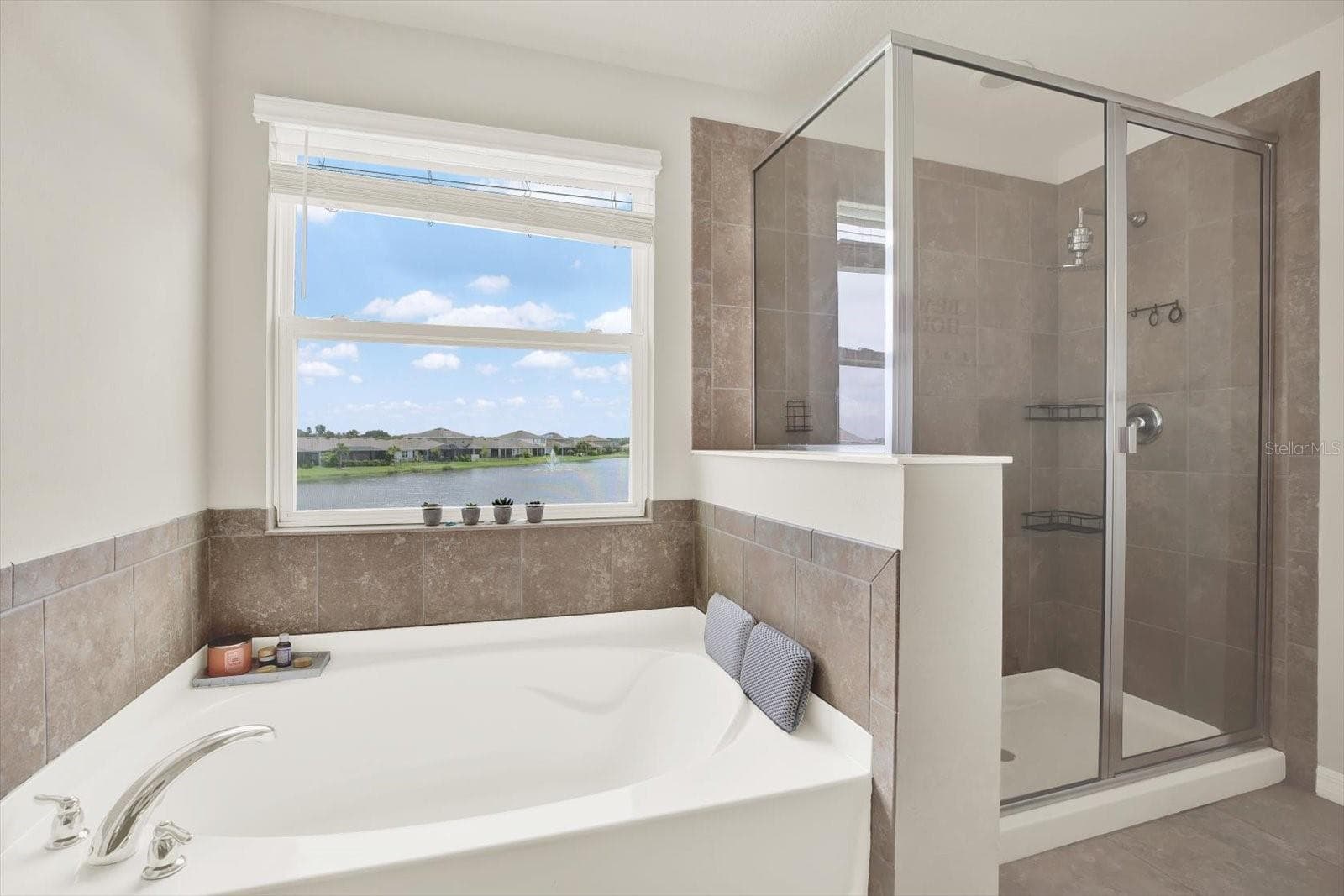 Primary Bath - 6723 DEVESTA LOOP, PALMETTO