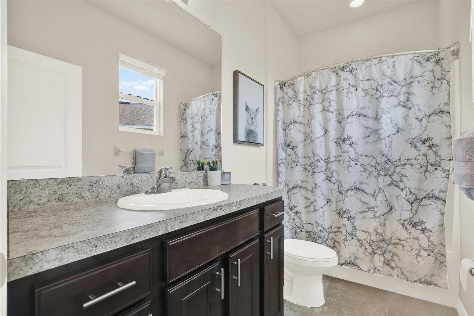 1st Floor Bathroom/Suite - 6723 DEVESTA LOOP, PALMETTO