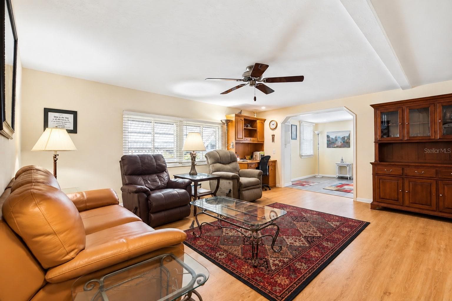 Living Room - 5509 BERMUDA CT, BRADENTON