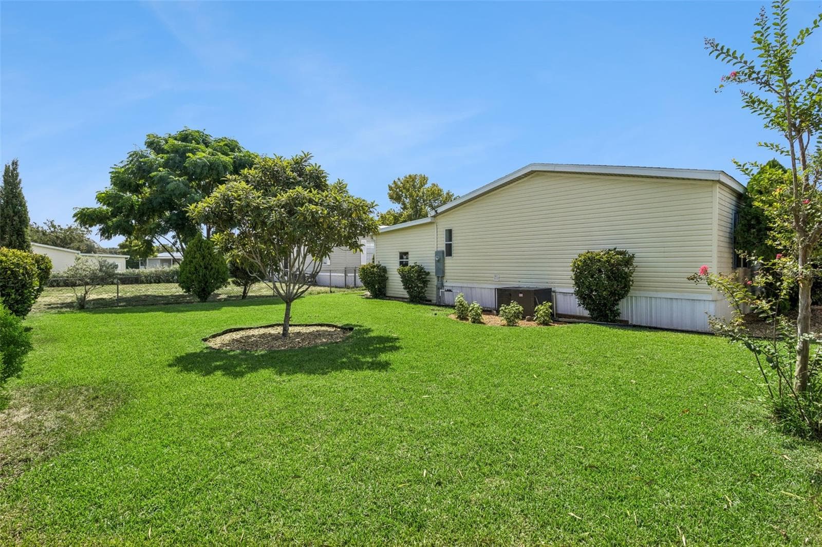 Manufactured Home at 14019 ROYAL FERN WAY, ASTATULA, photo 32 of 50