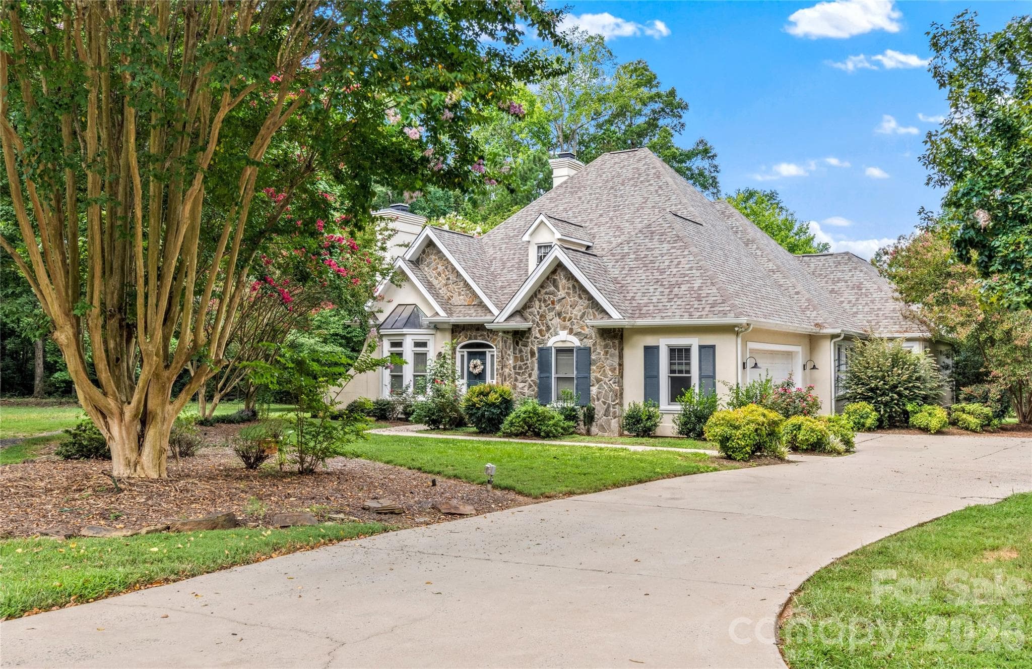 Single Family Residence at 108 Candor Oaks Drive, New London, photo 4 of 74