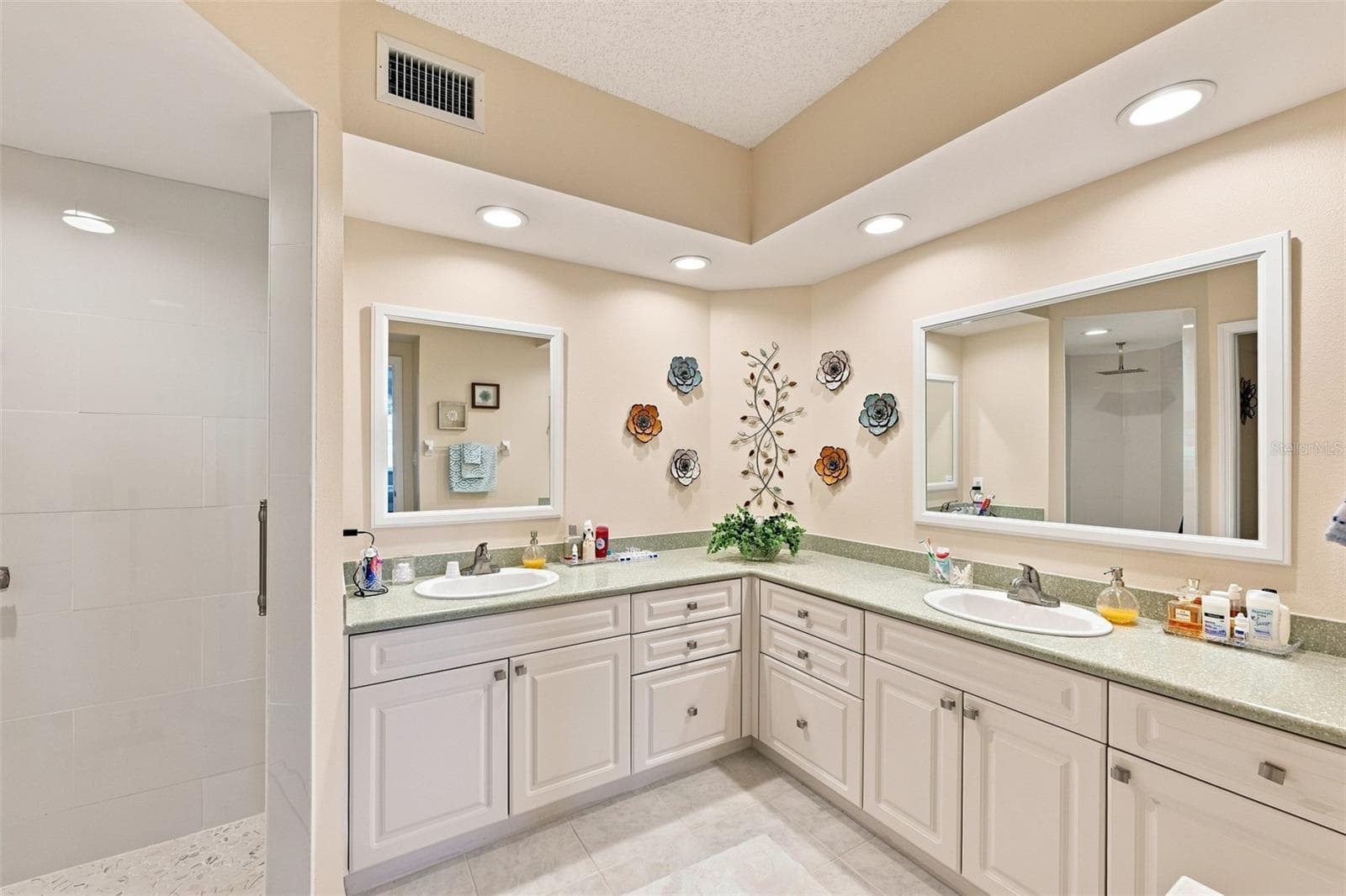 Condominium at 6450 SHORELINE DR #9306, SEMINOLE, photo 26 of 43