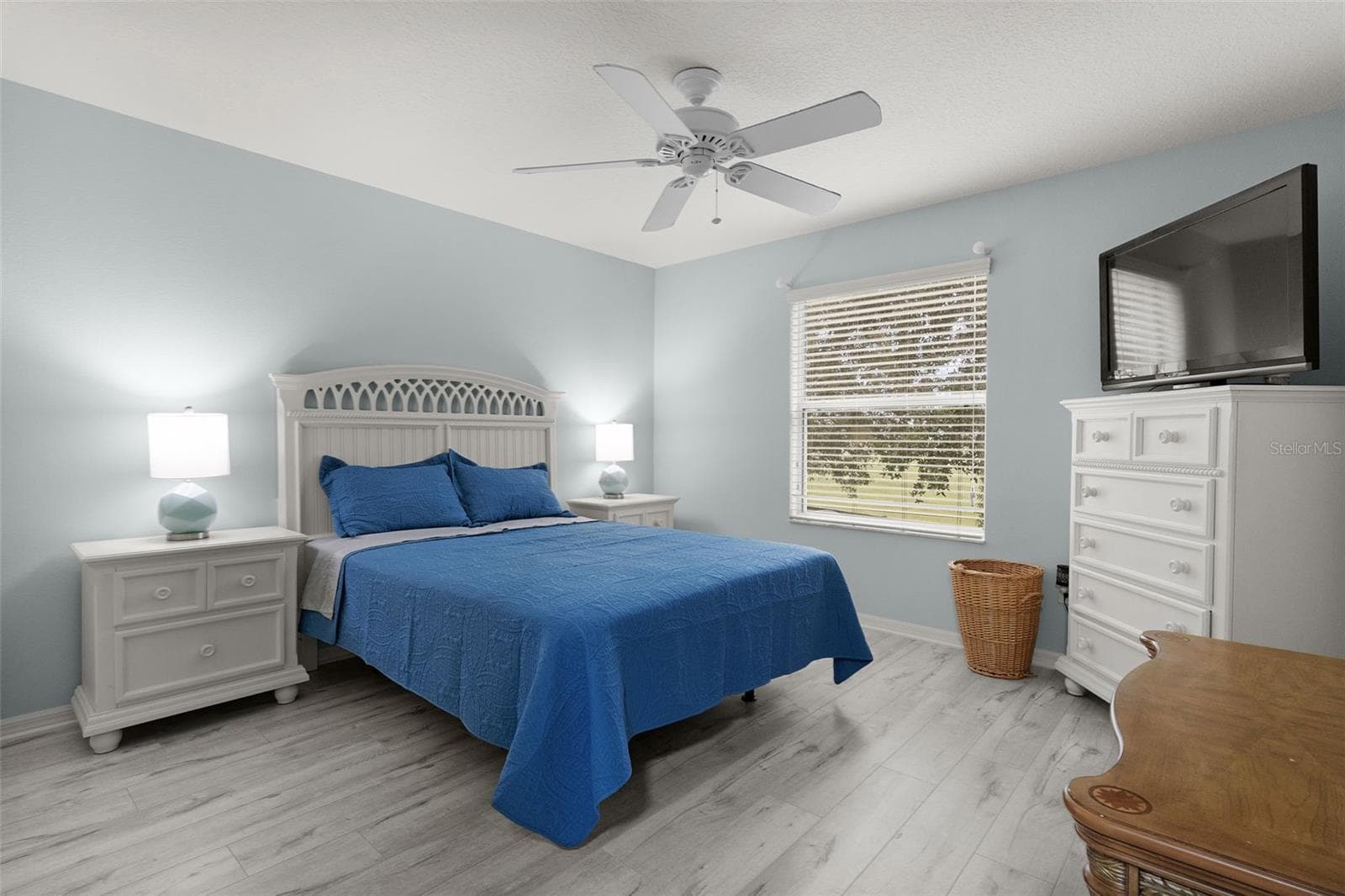 Single Family Residence at 371 ARBELLA LOOP, THE VILLAGES, photo 28 of 34