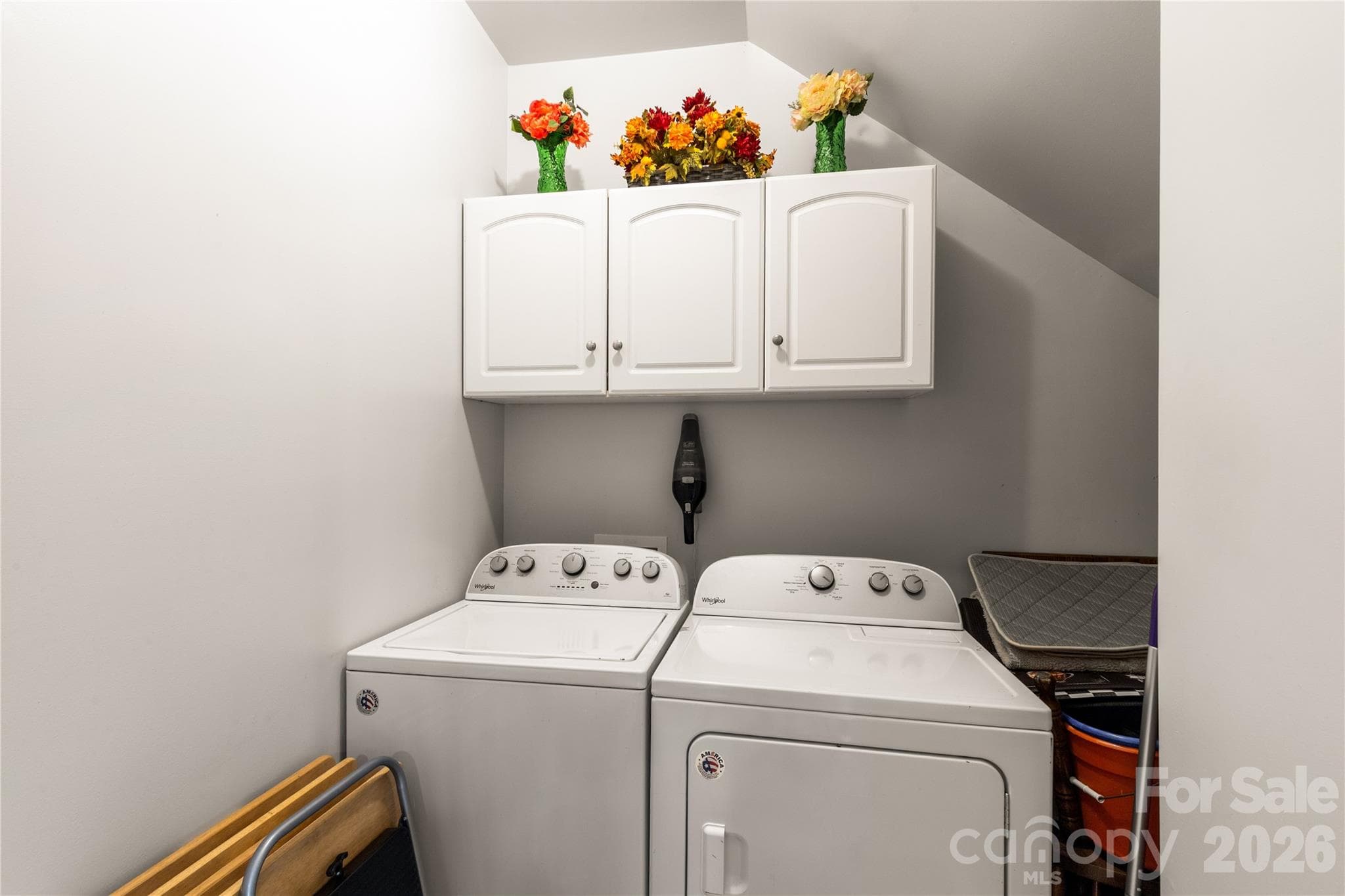 Walk-In Laundry - 901 Clover Park Drive, Clover