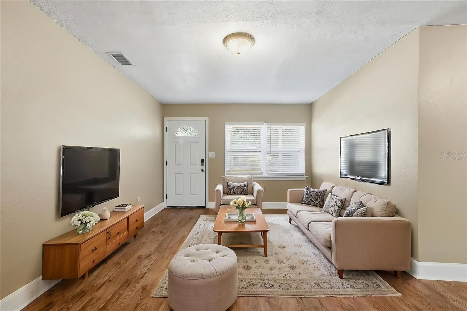 Virtually Staged - 3521 ARCH ST, ORLANDO