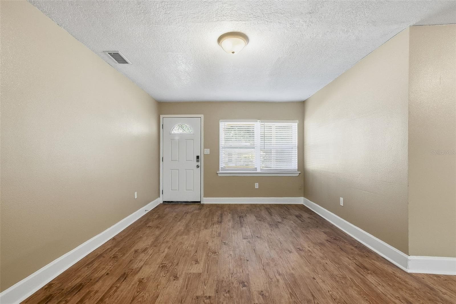Single Family Residence at 3521 ARCH ST, ORLANDO, photo 8 of 34