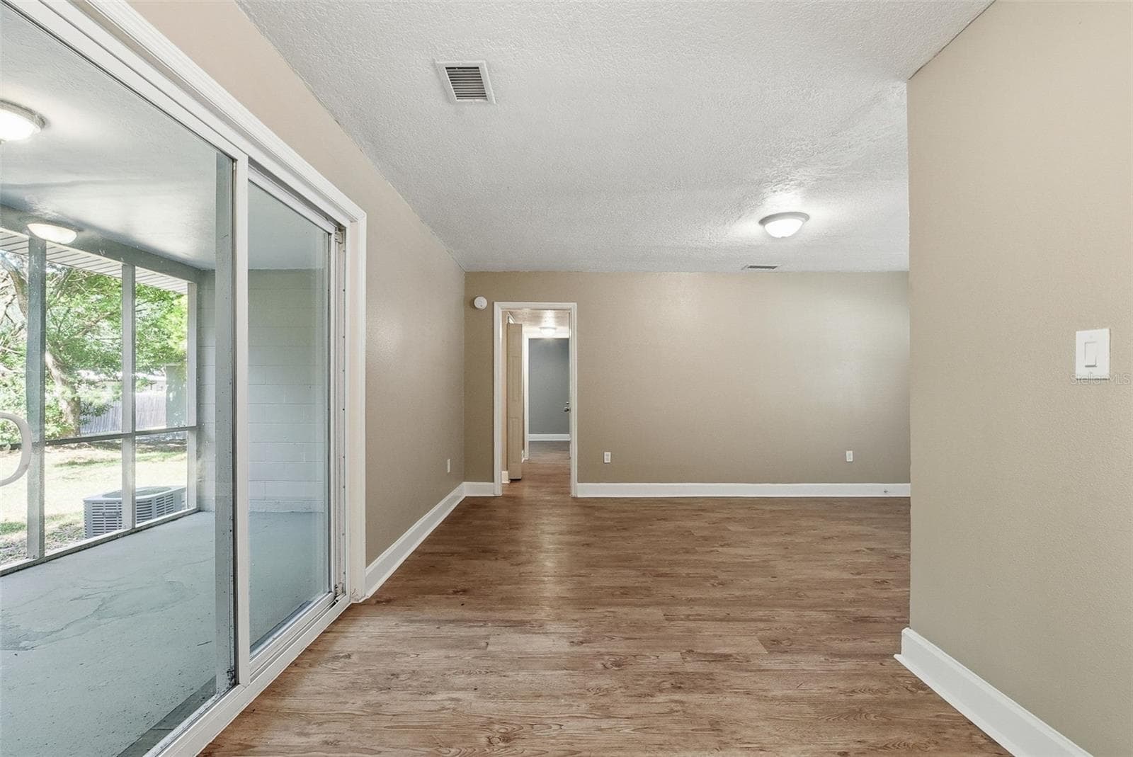Single Family Residence at 3521 ARCH ST, ORLANDO, photo 10 of 34