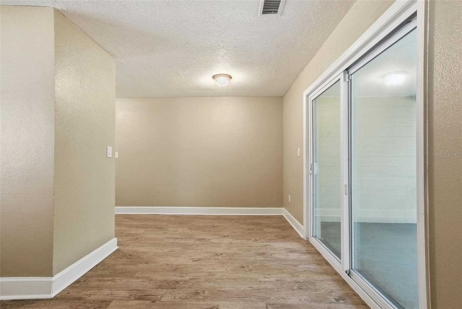 Single Family Residence at 3521 ARCH ST, ORLANDO, photo 11 of 34