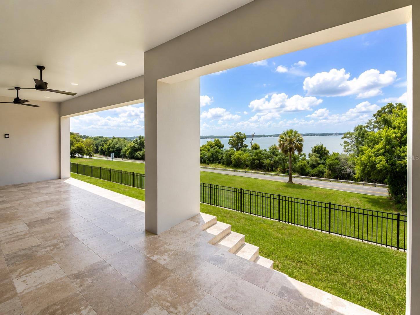 Outdoor Patio View of Lake - 594 CASEY LOOP, MOUNT DORA