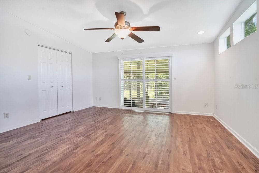 Manufactured Home at 585 OUTER DR, COCOA, photo 18 of 42