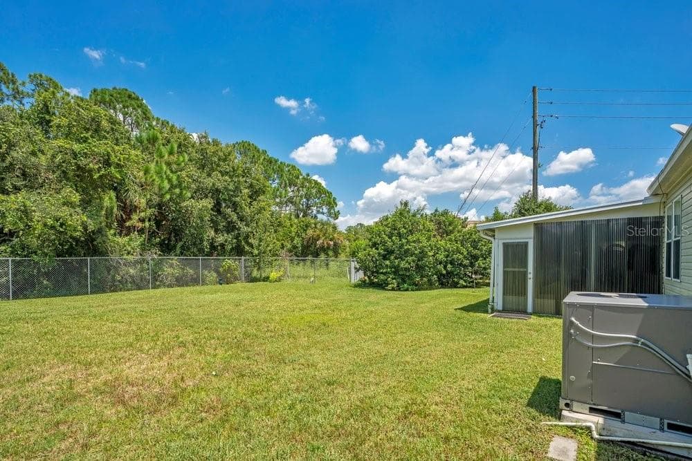 Manufactured Home at 585 OUTER DR, COCOA, photo 25 of 42
