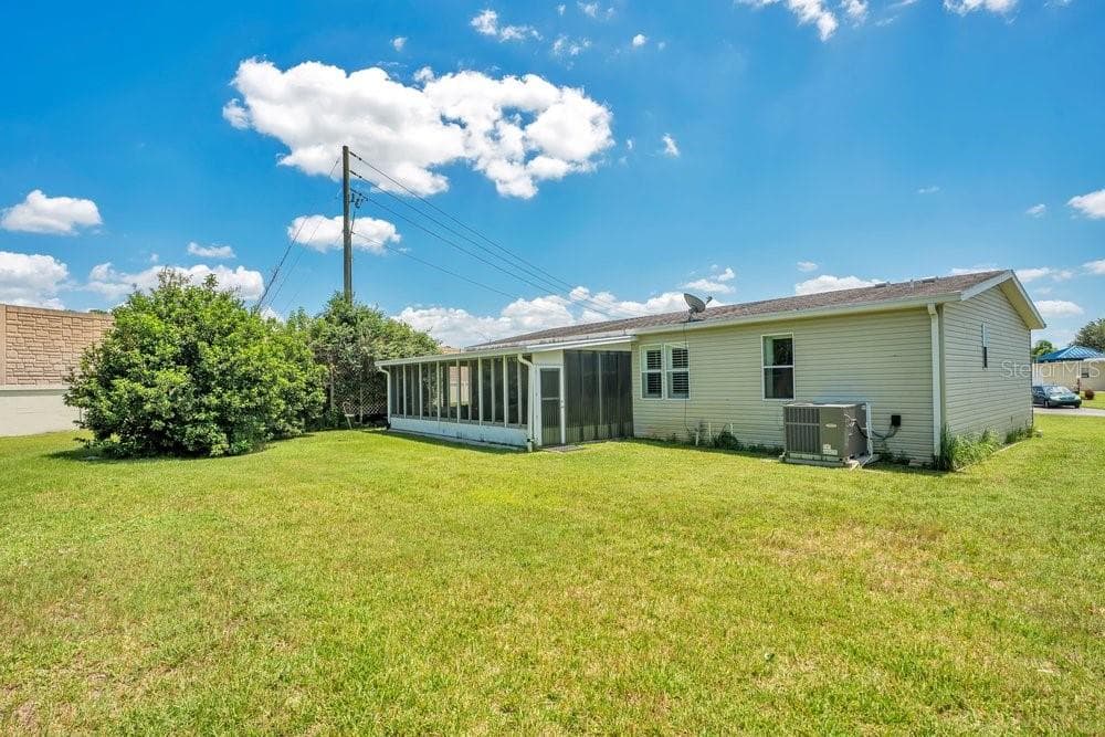 Manufactured Home at 585 OUTER DR, COCOA, photo 26 of 42