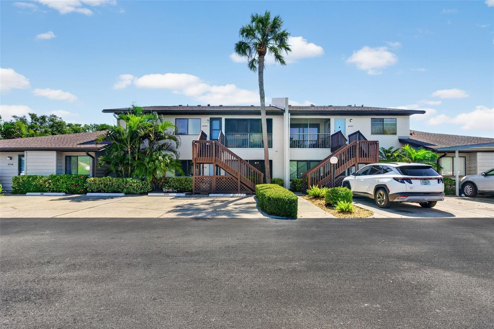 Condominium at 2721 72ND STREET CT W #2721, BRADENTON, photo 2 of 29