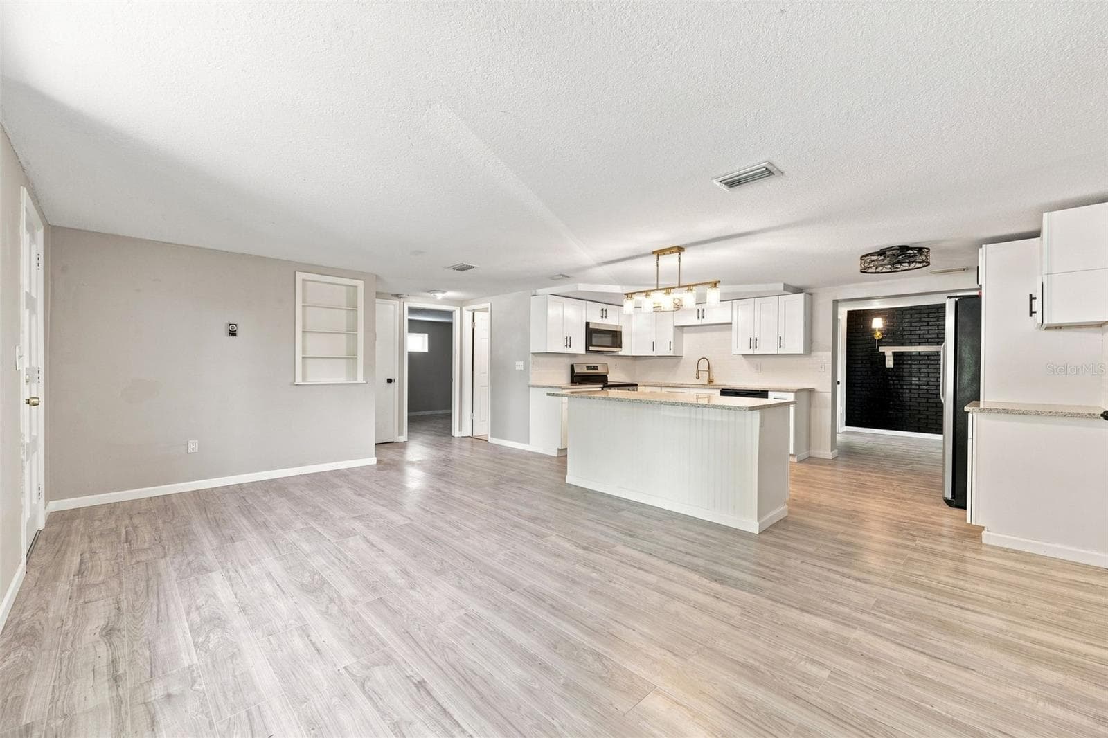 Living/Kitchen - 4025 STRATFIELD DR, NEW PORT RICHEY