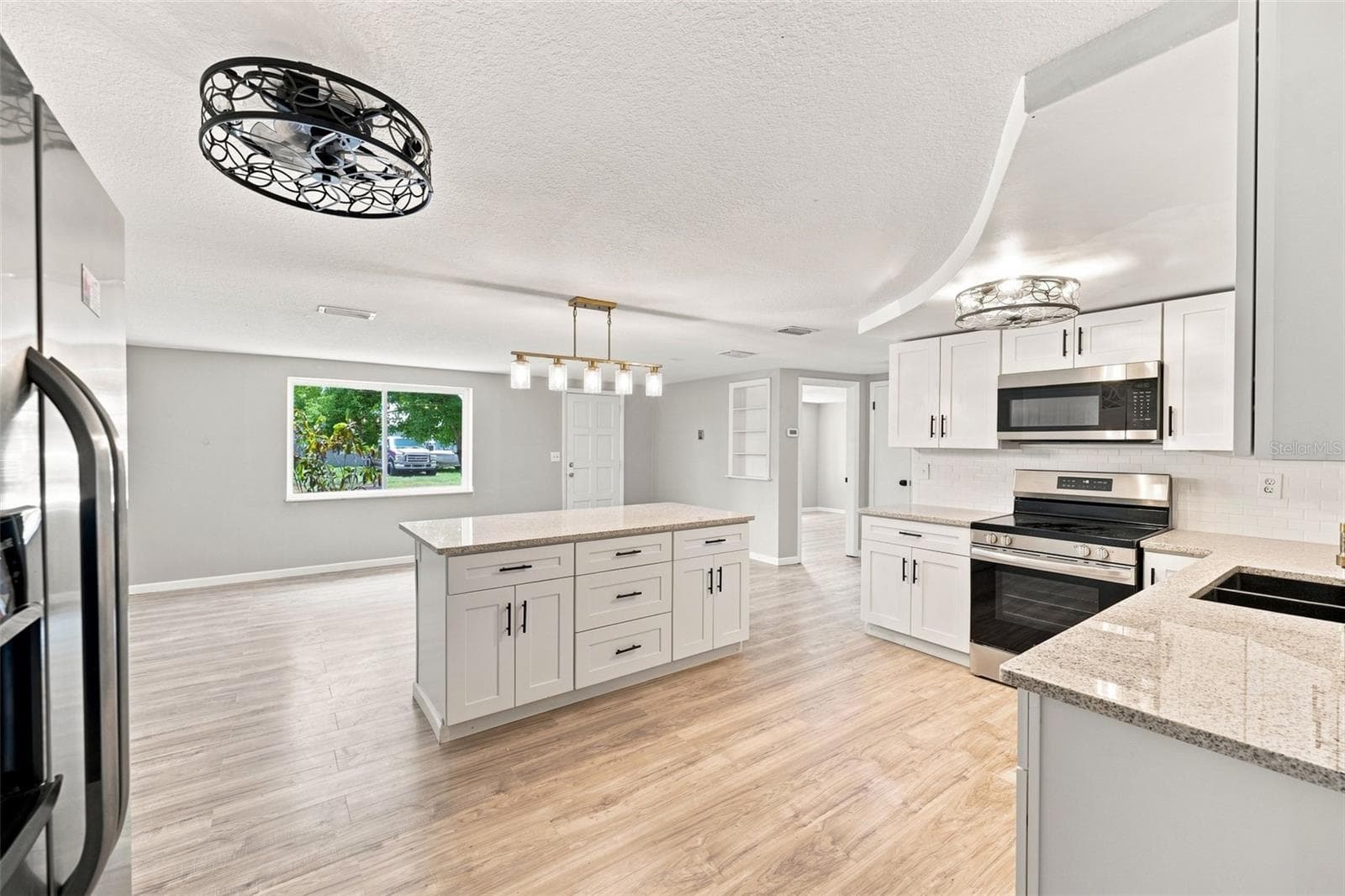 Kitchen - 4025 STRATFIELD DR, NEW PORT RICHEY