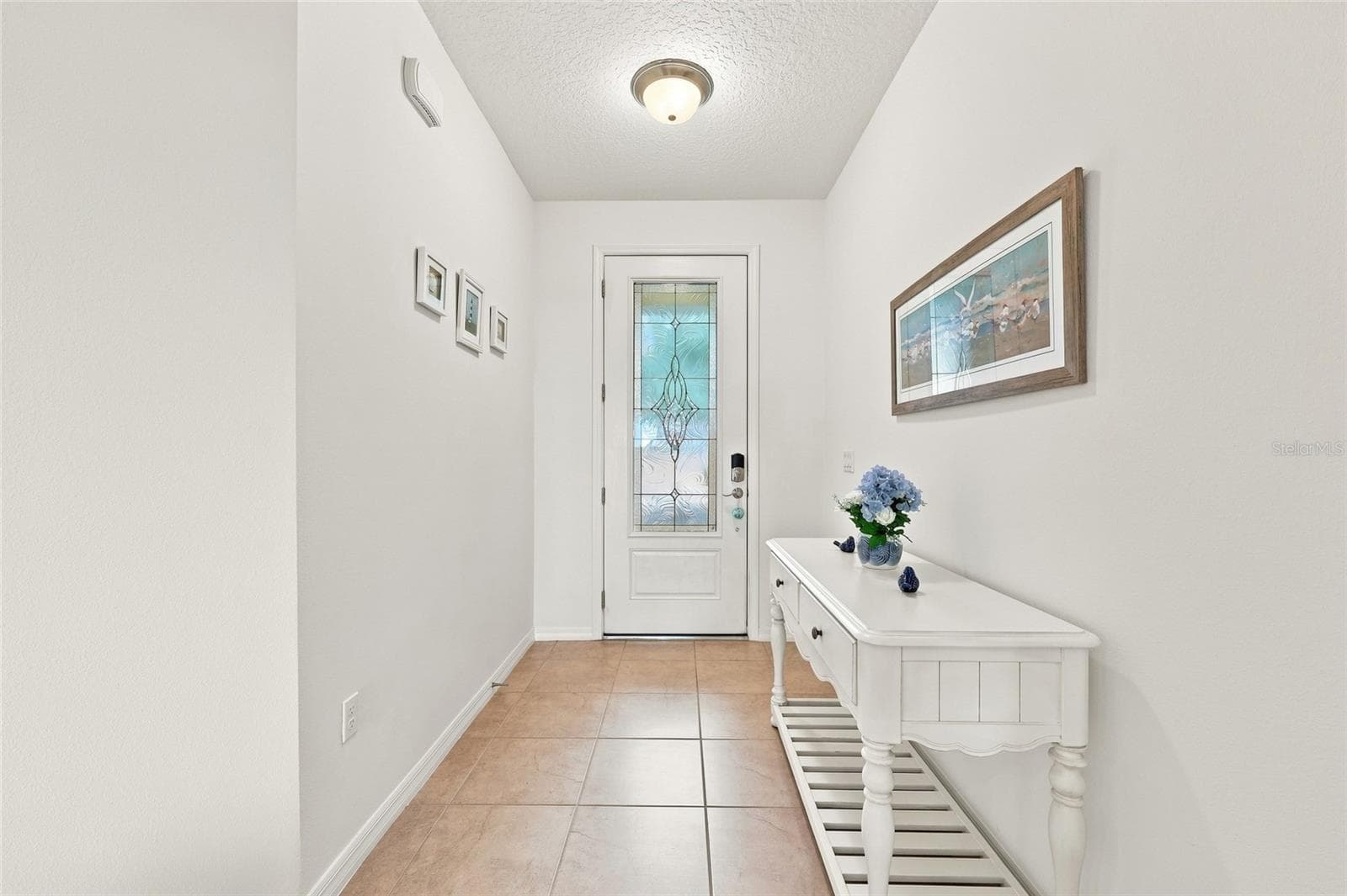 Single Family Residence at 381 SILVER MAPLE RD, GROVELAND, photo 5 of 46