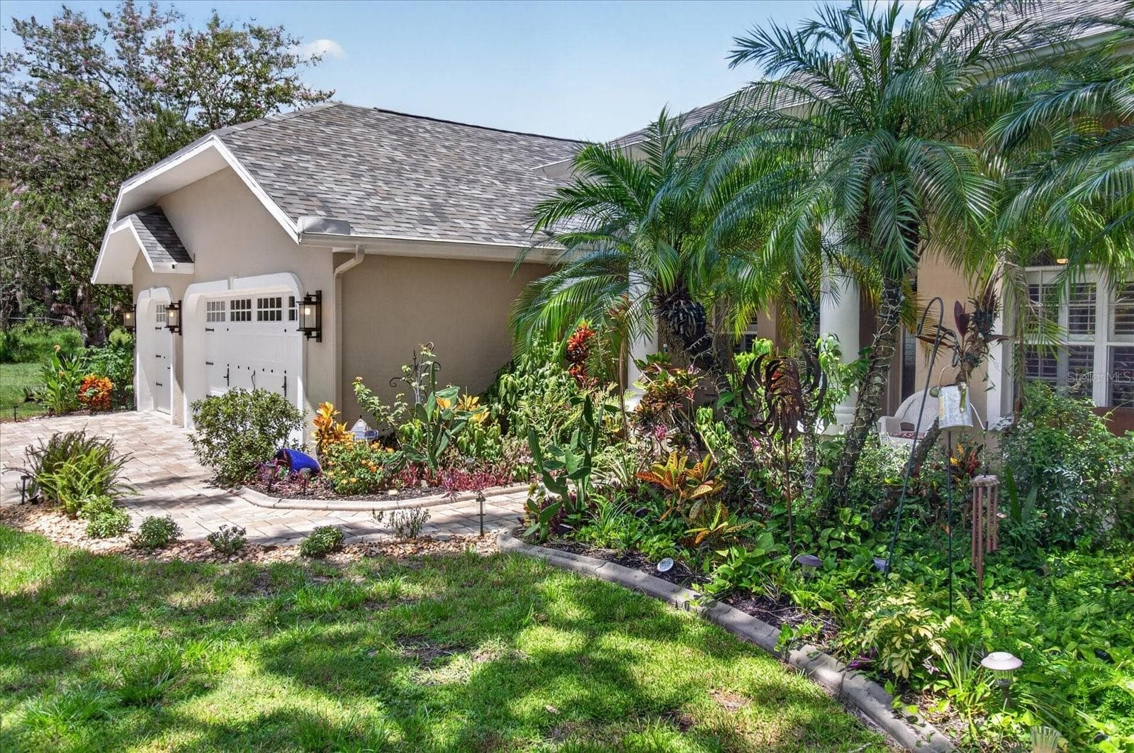 Single Family Residence at 8735 CRESCENT FOREST BLVD, NEW PORT RICHEY, photo 7 of 61