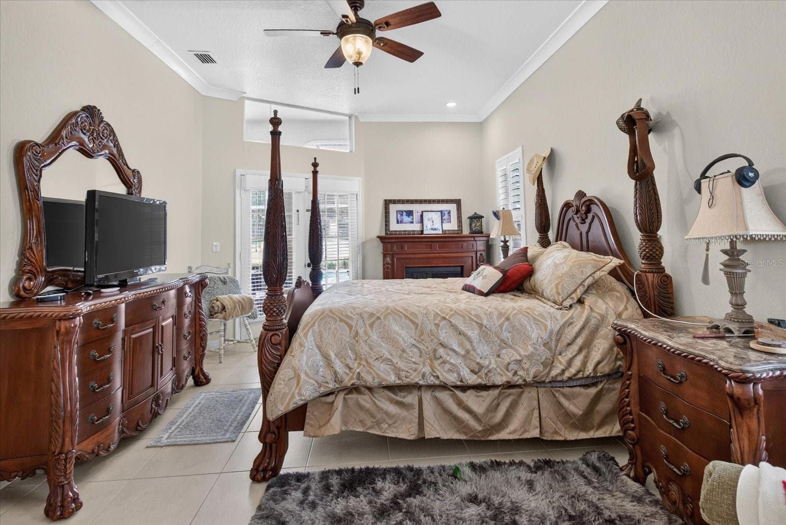 Single Family Residence at 8735 CRESCENT FOREST BLVD, NEW PORT RICHEY, photo 27 of 61
