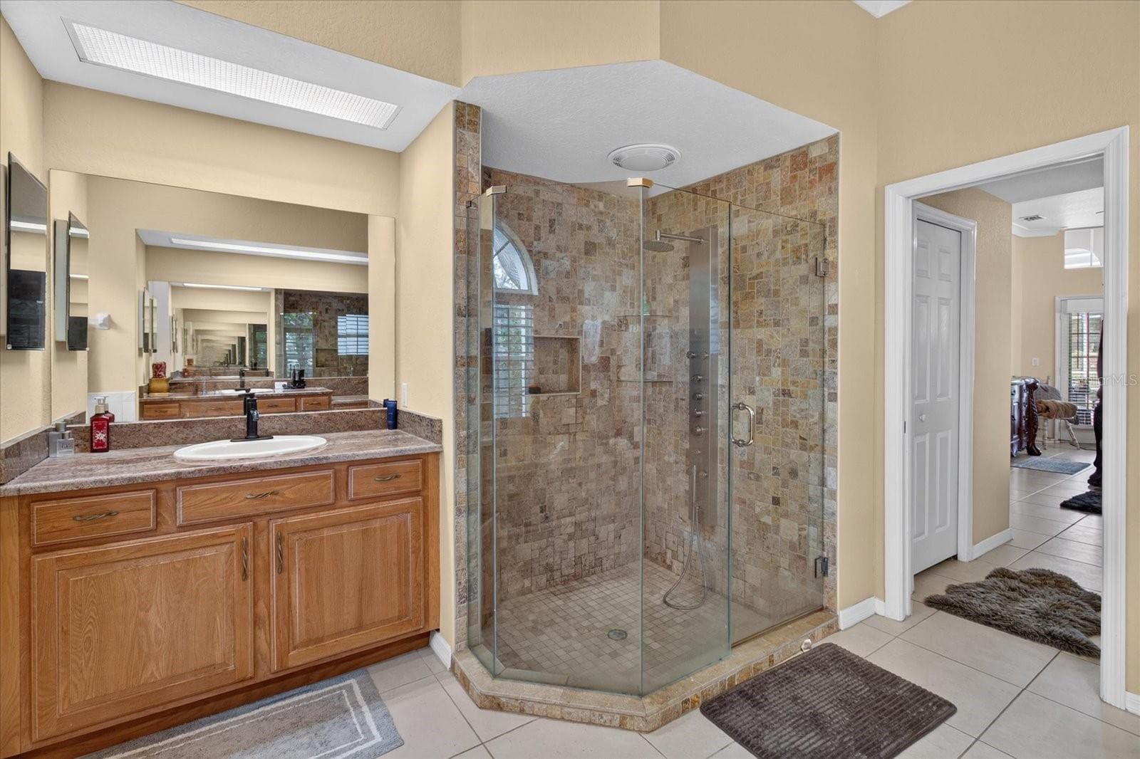 Single Family Residence at 8735 CRESCENT FOREST BLVD, NEW PORT RICHEY, photo 33 of 61
