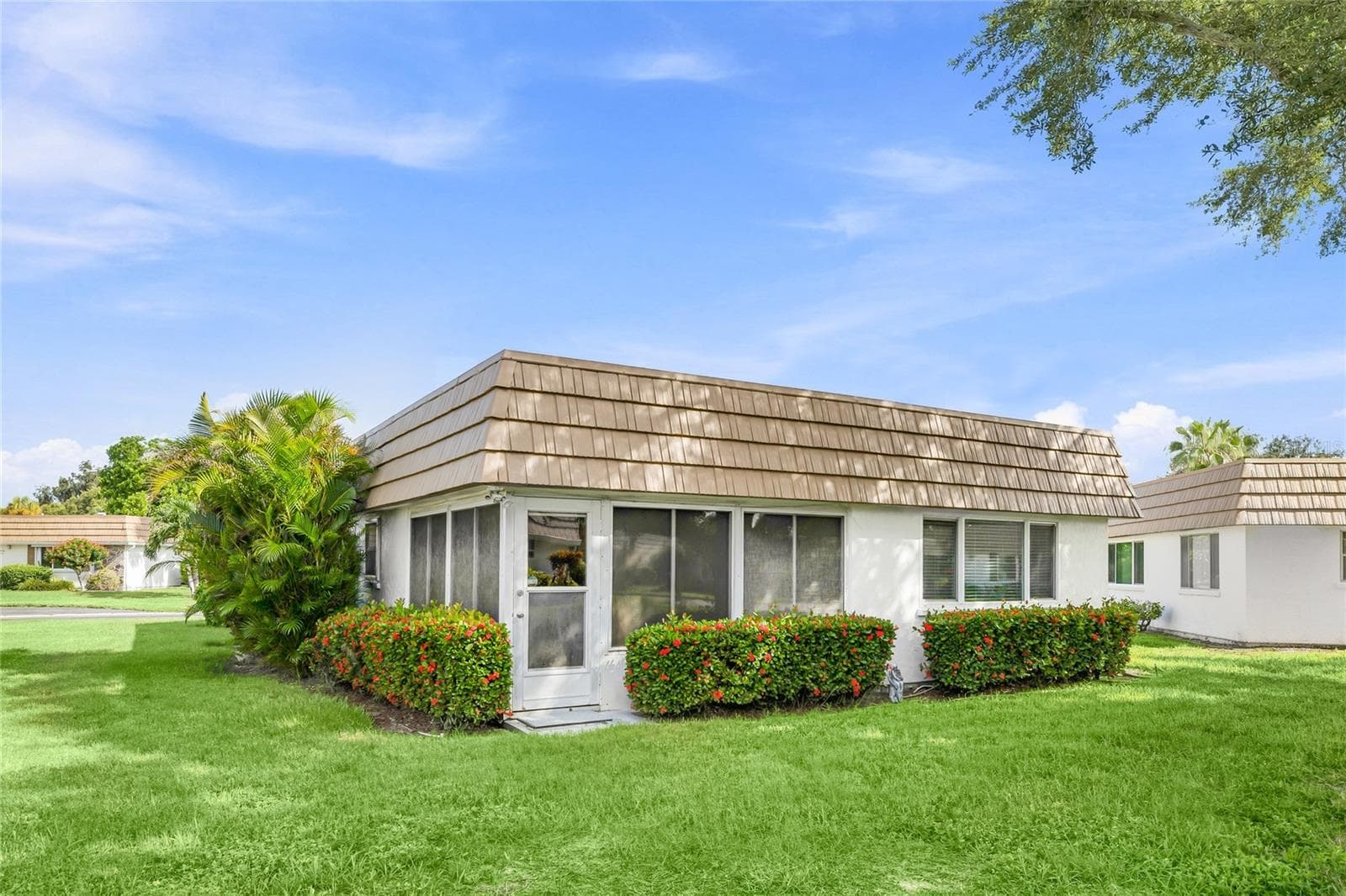 Villa at 2740 RIVERBLUFF PKWY #V107, SARASOTA, photo 22 of 48