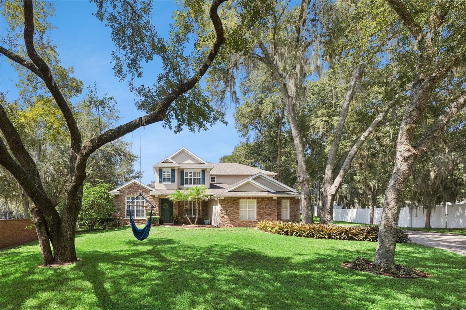 Single Family Residence at 32 CLEAR HARBOR CT, APOPKA, photo 3 of 57