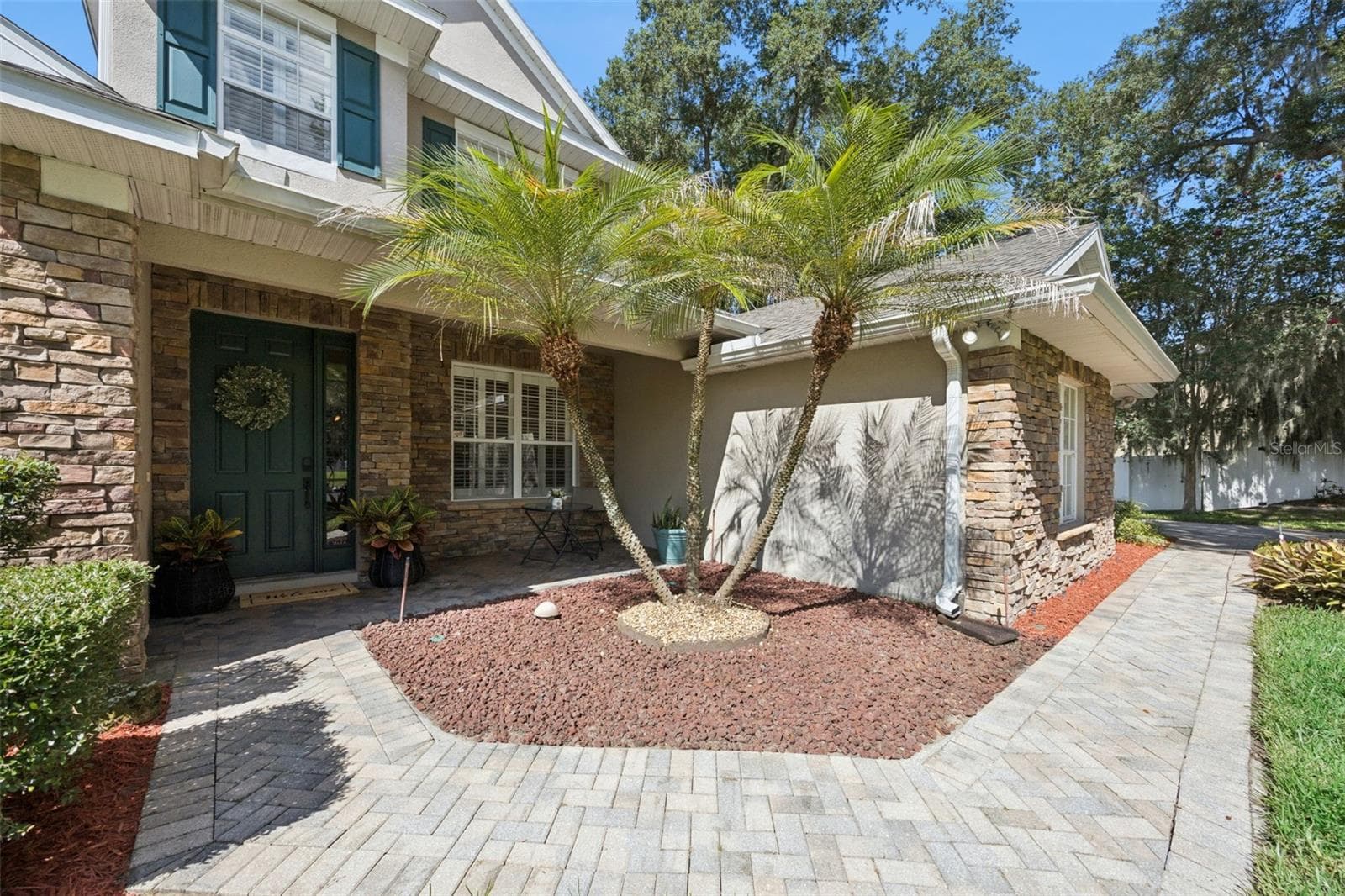 Single Family Residence at 32 CLEAR HARBOR CT, APOPKA, photo 4 of 57