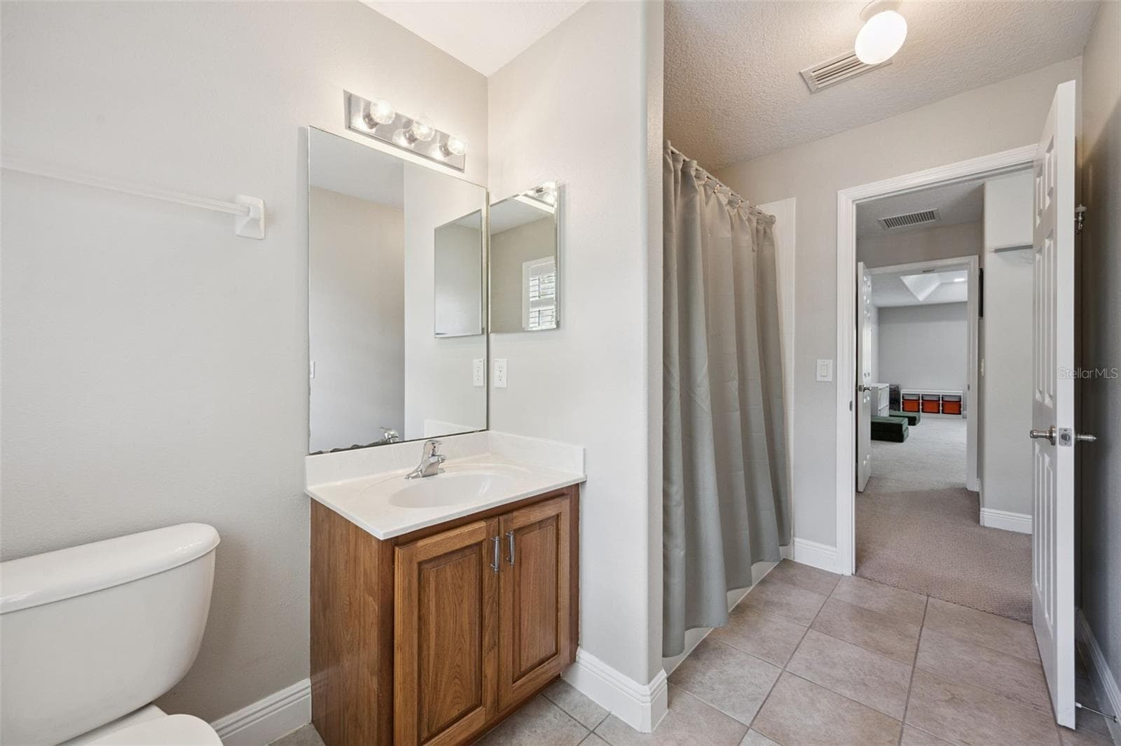 Single Family Residence at 32 CLEAR HARBOR CT, APOPKA, photo 37 of 57