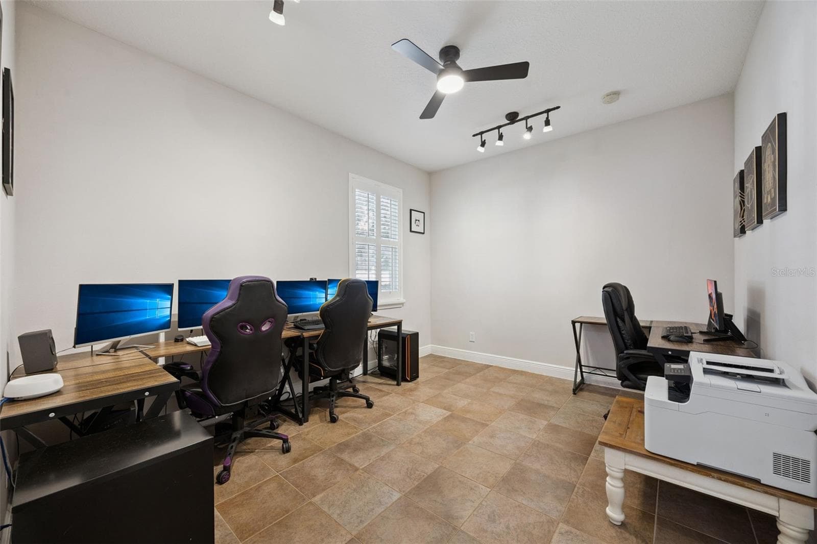 Single Family Residence at 32 CLEAR HARBOR CT, APOPKA, photo 43 of 57