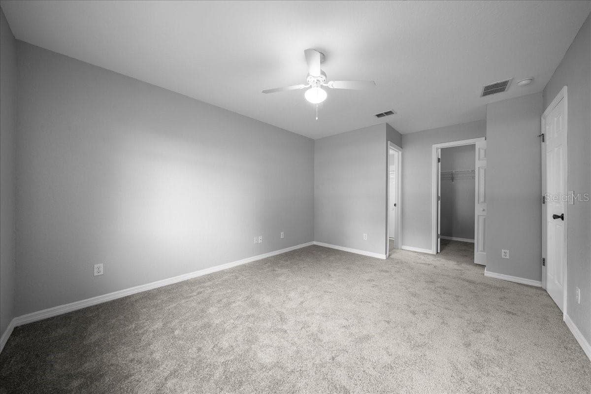 primary bedroom - 9912 SW 61ST CT, OCALA