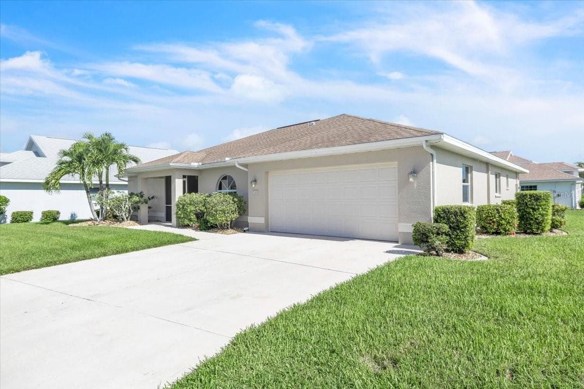 Single Family Residence at 3455 SABAL SPRINGS BLVD, NORTH FORT MYERS, photo 3 of 88