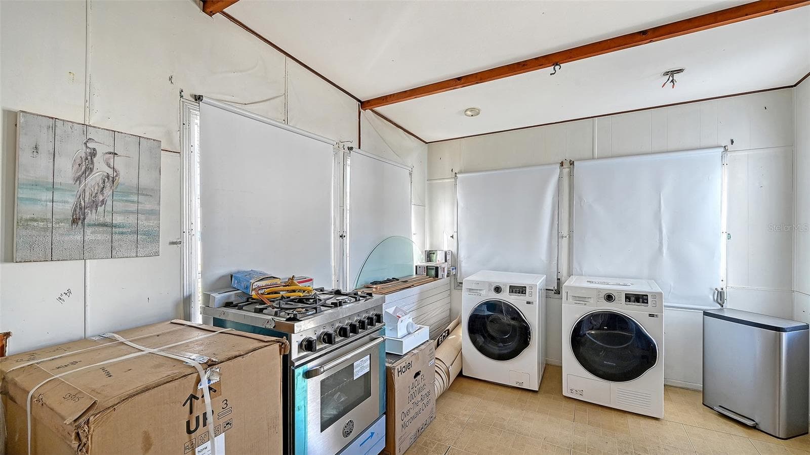 Renovation materials included in sale. - 36 TWIN SHORES BLVD, LONGBOAT KEY