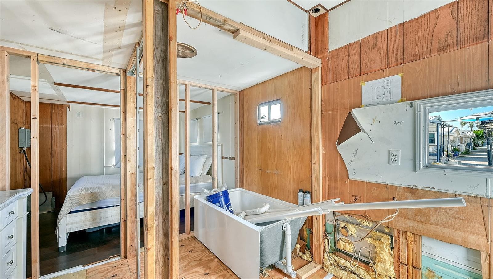 Renovation materials included in sale - 36 TWIN SHORES BLVD, LONGBOAT KEY
