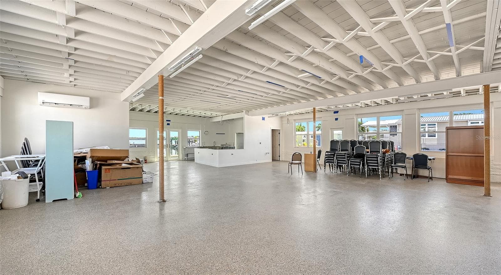 new clubhouse coming soon - 36 TWIN SHORES BLVD, LONGBOAT KEY