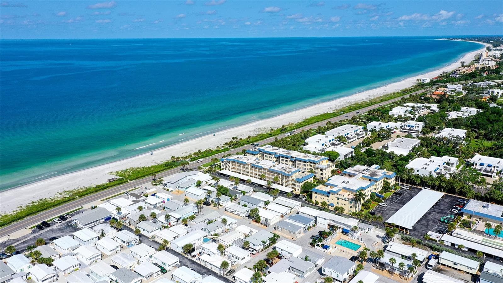 Gulf views - 36 TWIN SHORES BLVD, LONGBOAT KEY
