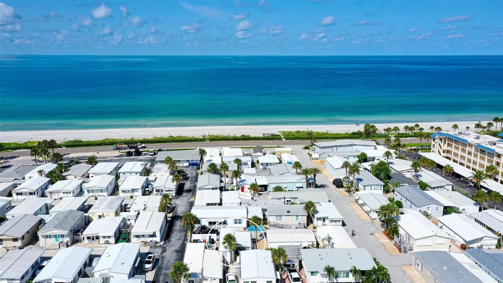 Gulf views - 36 TWIN SHORES BLVD, LONGBOAT KEY