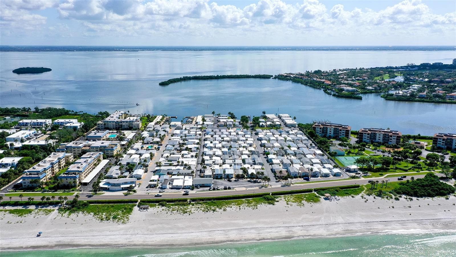 deeded beach access - 36 TWIN SHORES BLVD, LONGBOAT KEY