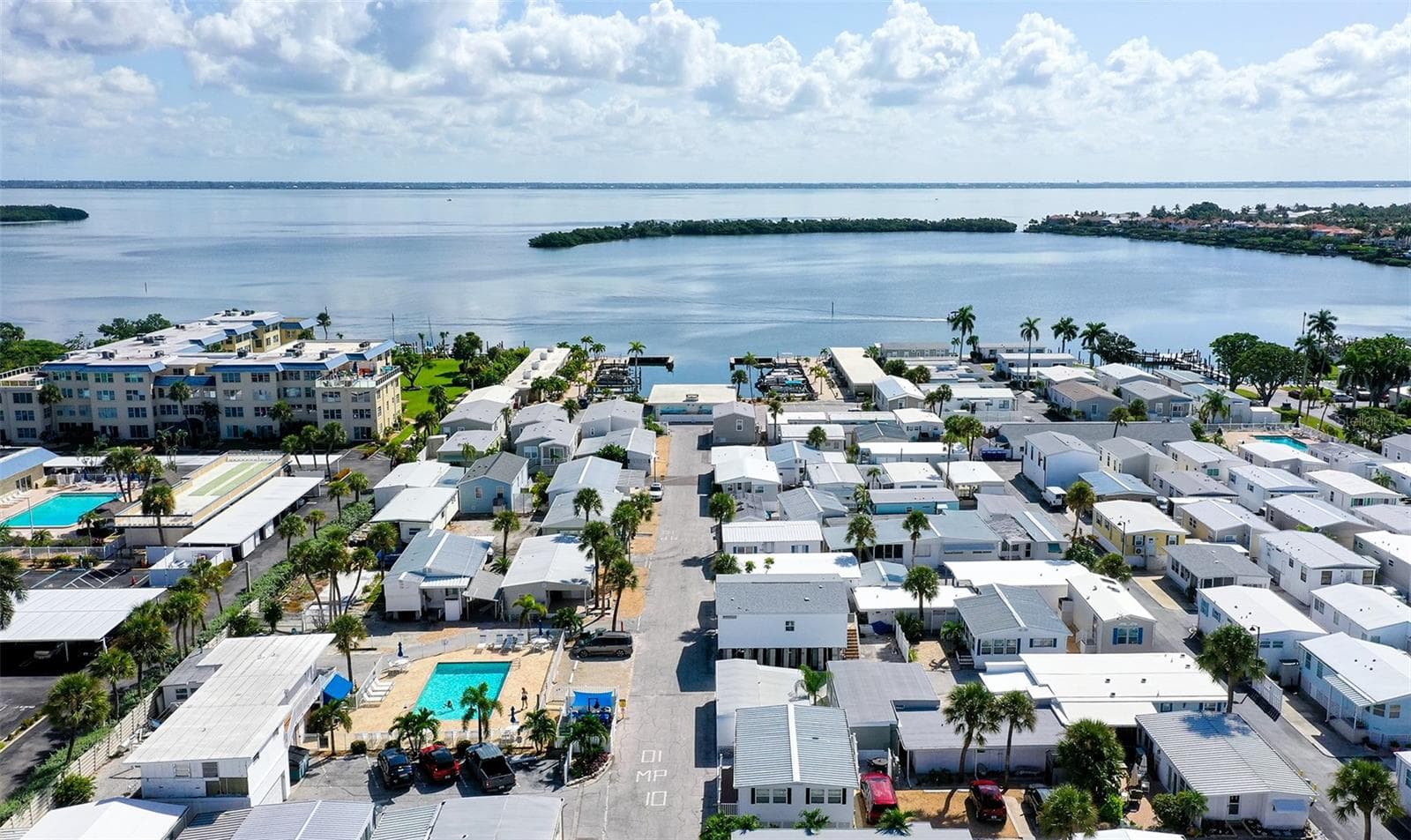 Bay view - 36 TWIN SHORES BLVD, LONGBOAT KEY