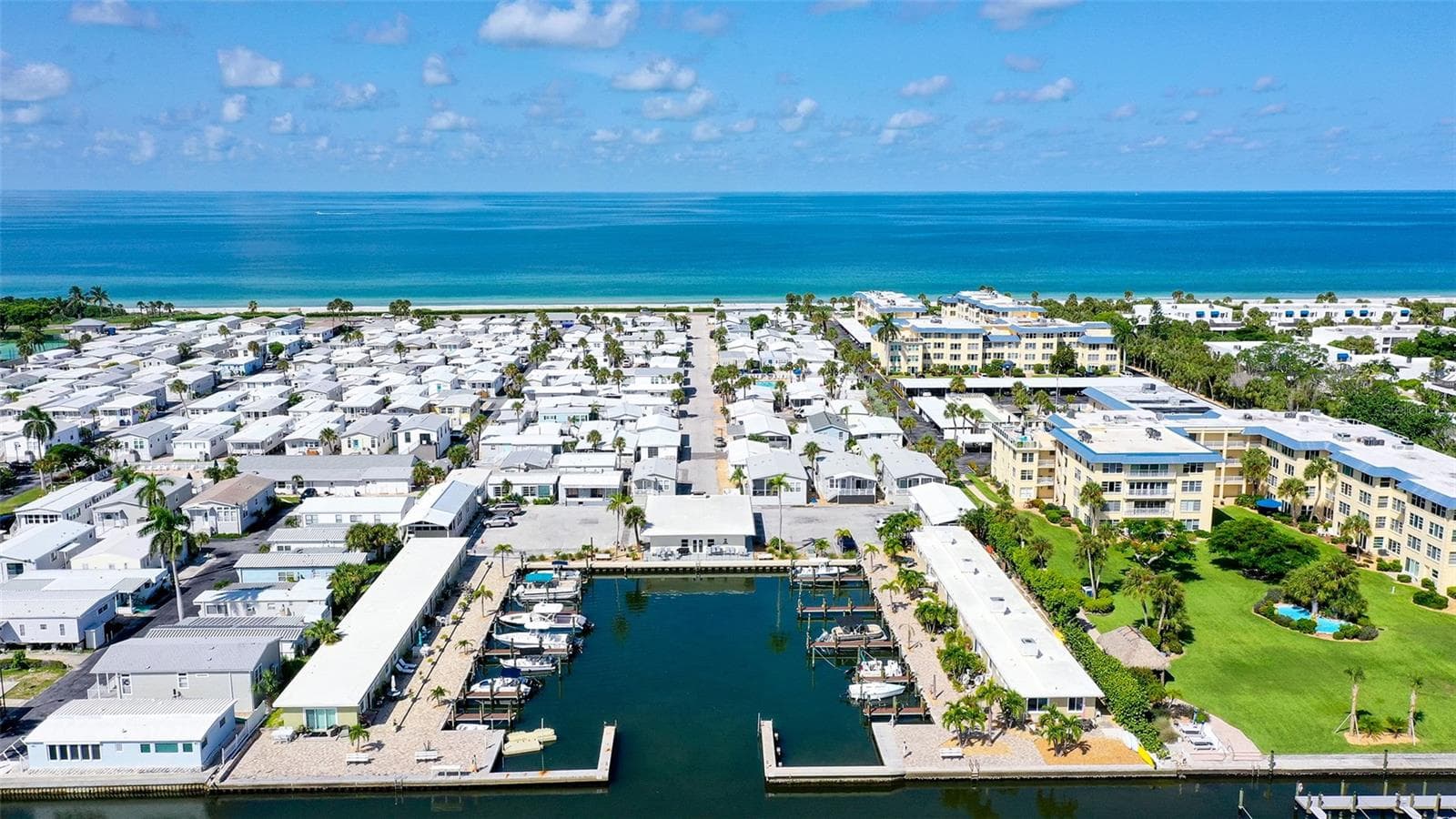 Beach to Bay - 36 TWIN SHORES BLVD, LONGBOAT KEY