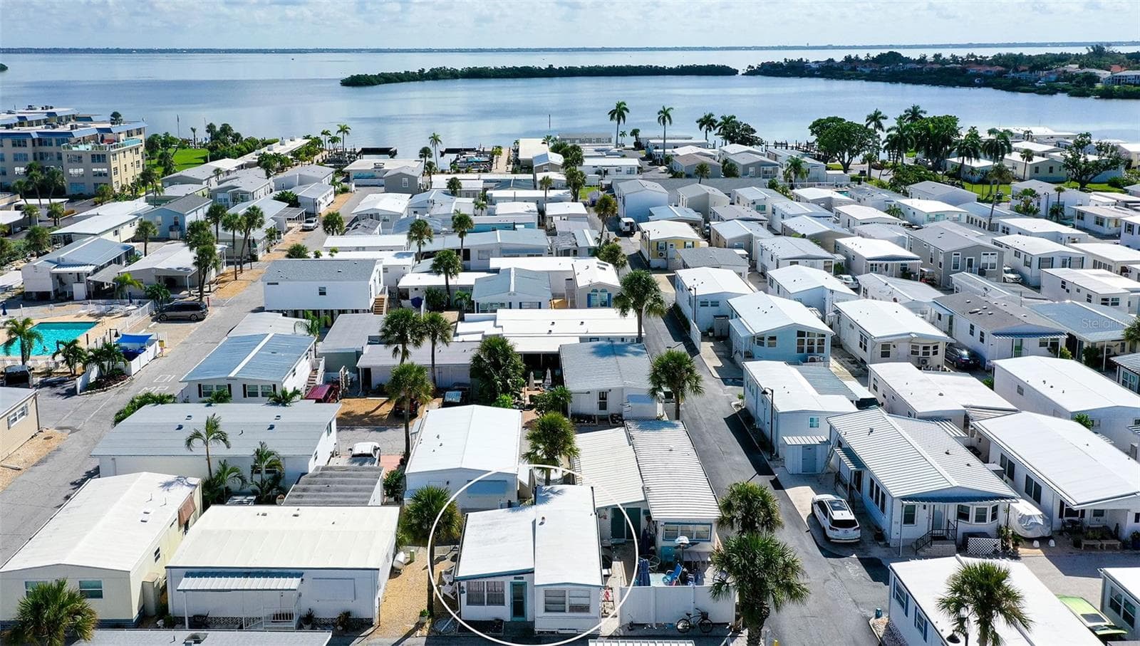 Mobile Home at 36 TWIN SHORES BLVD, LONGBOAT KEY, photo 44 of 46