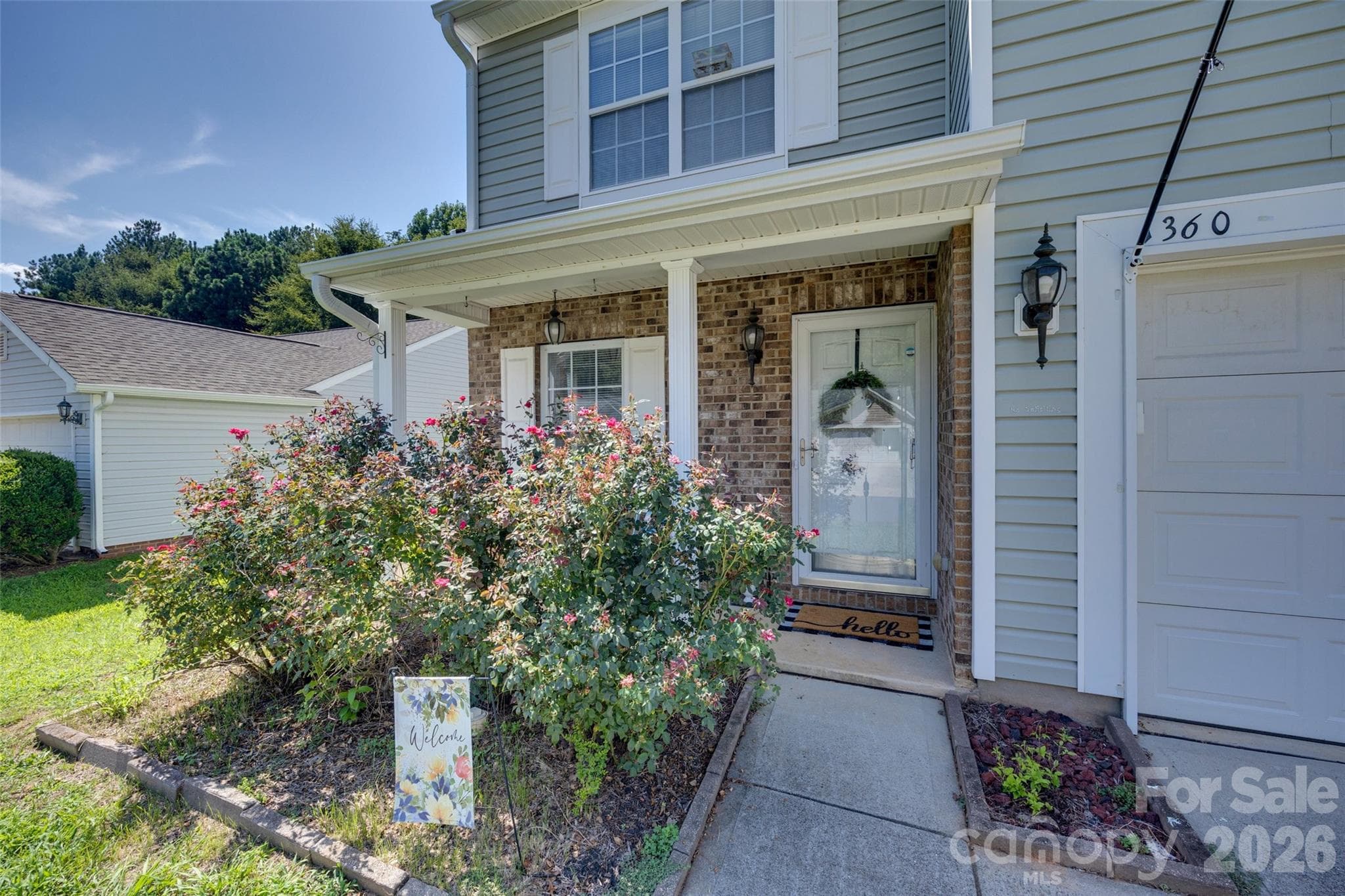 Single Family Residence at 1360 Jessicas Way, Rock Hill, photo 3 of 36