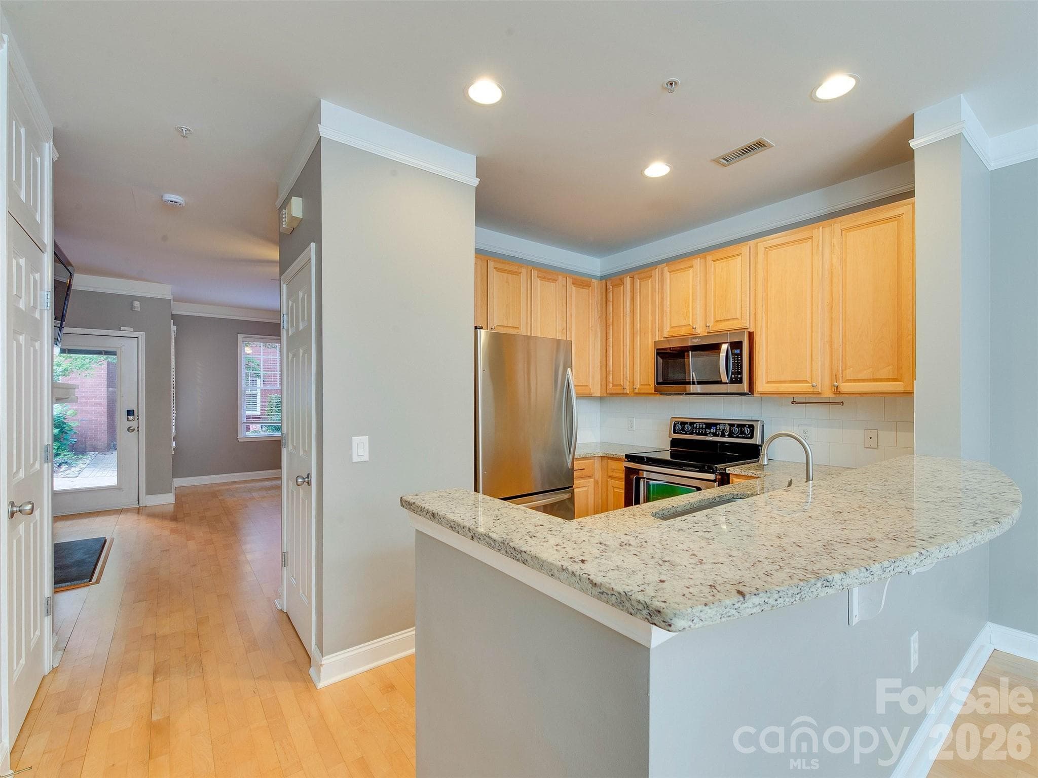 Condominium at 400 Clarice Avenue, Charlotte, photo 12 of 38