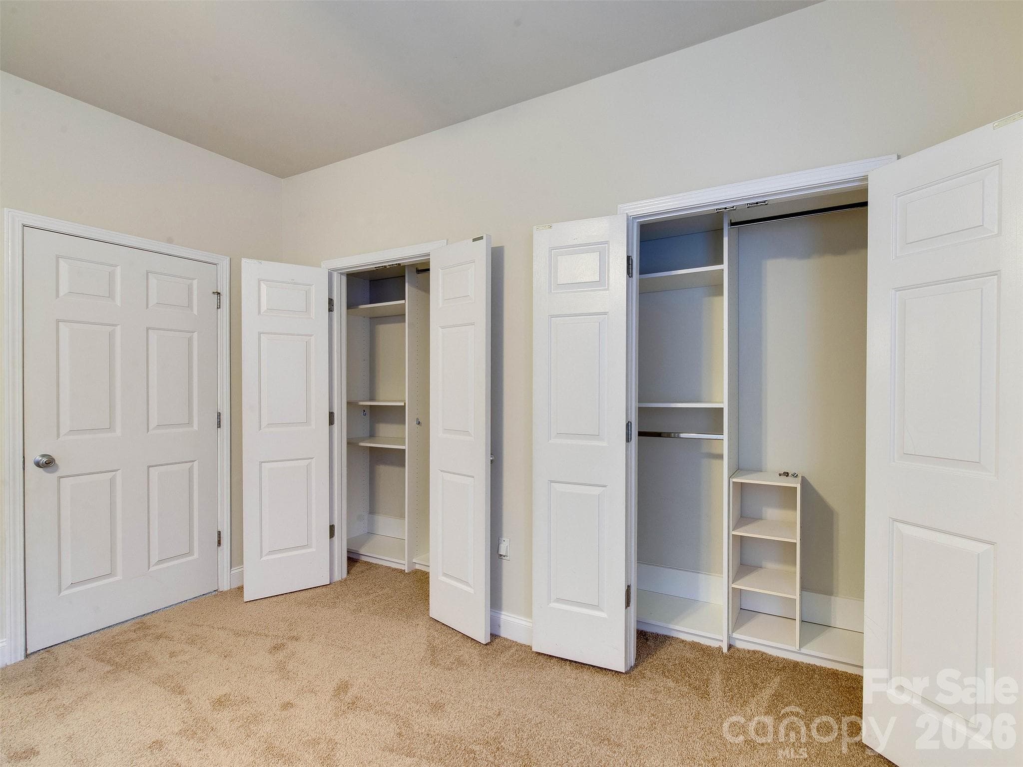 Condominium at 400 Clarice Avenue, Charlotte, photo 28 of 38